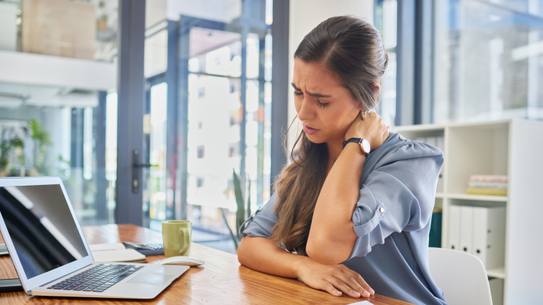 How to Relieve Neck Pain: Causes, Treatment, and When to Seek Help